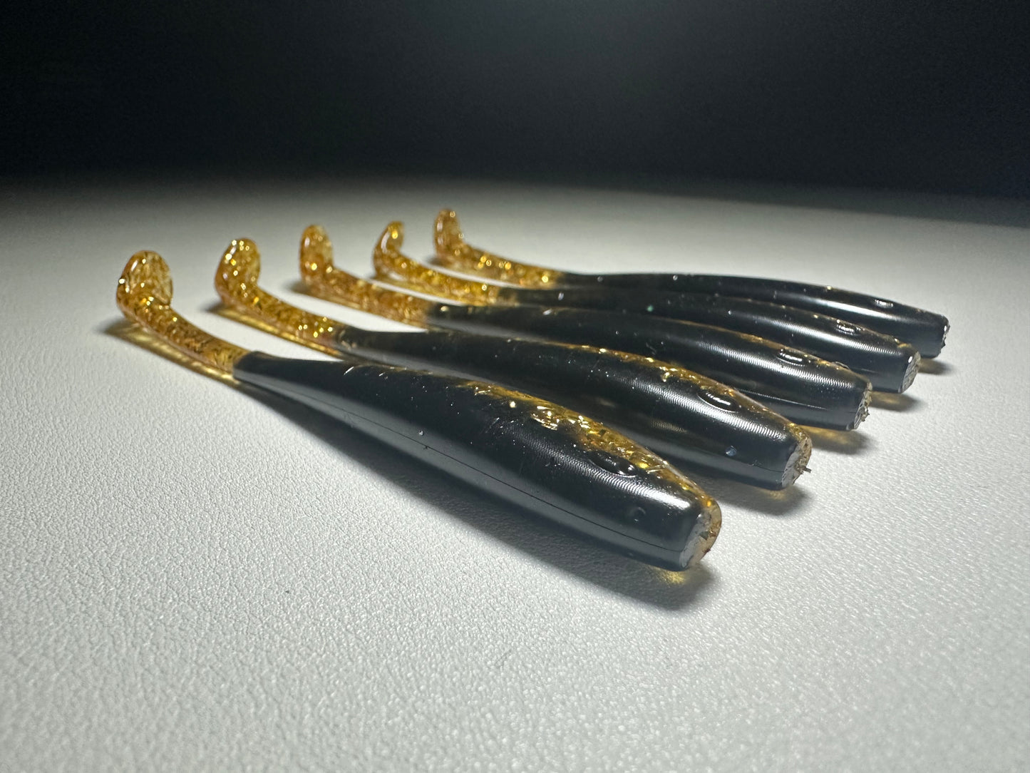 Texas Roach – 4.5” Dirty Shad Paddle Tail Soft Plastic (8-Pack)