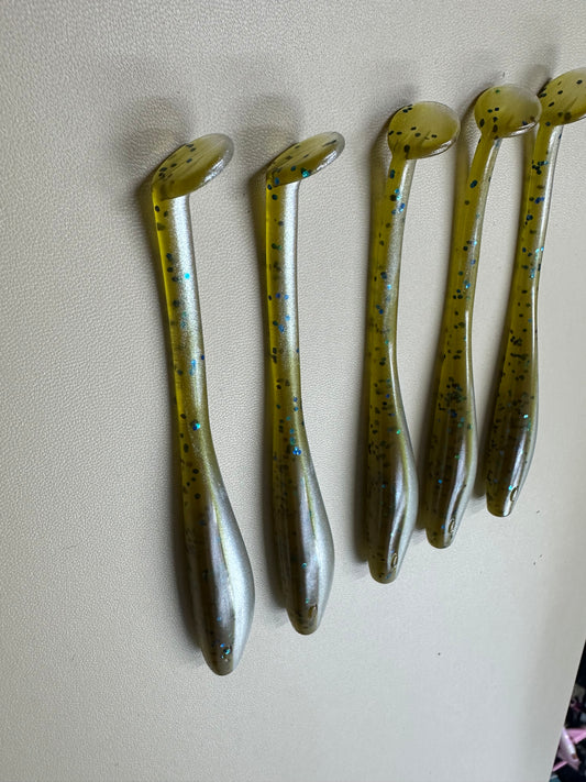 Mud Minnow Flash – 4.5” Paddle Tail (5 Pack)