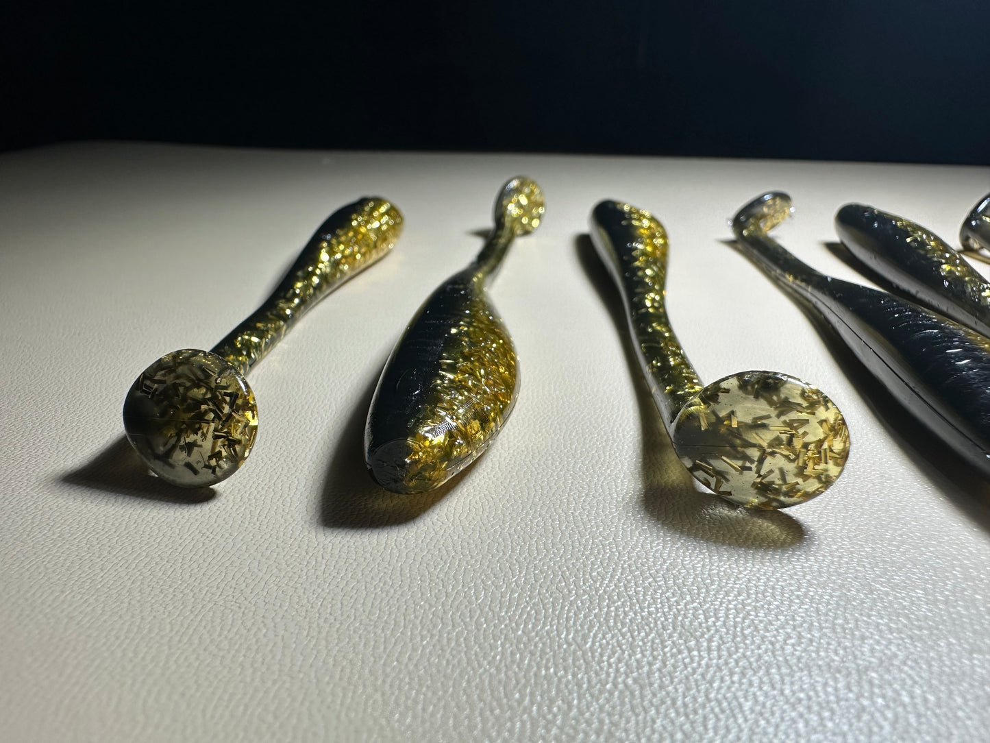 Dirty Roach – 4.5” Dirty Shad Paddle Tail Soft Plastic (8-Pack)